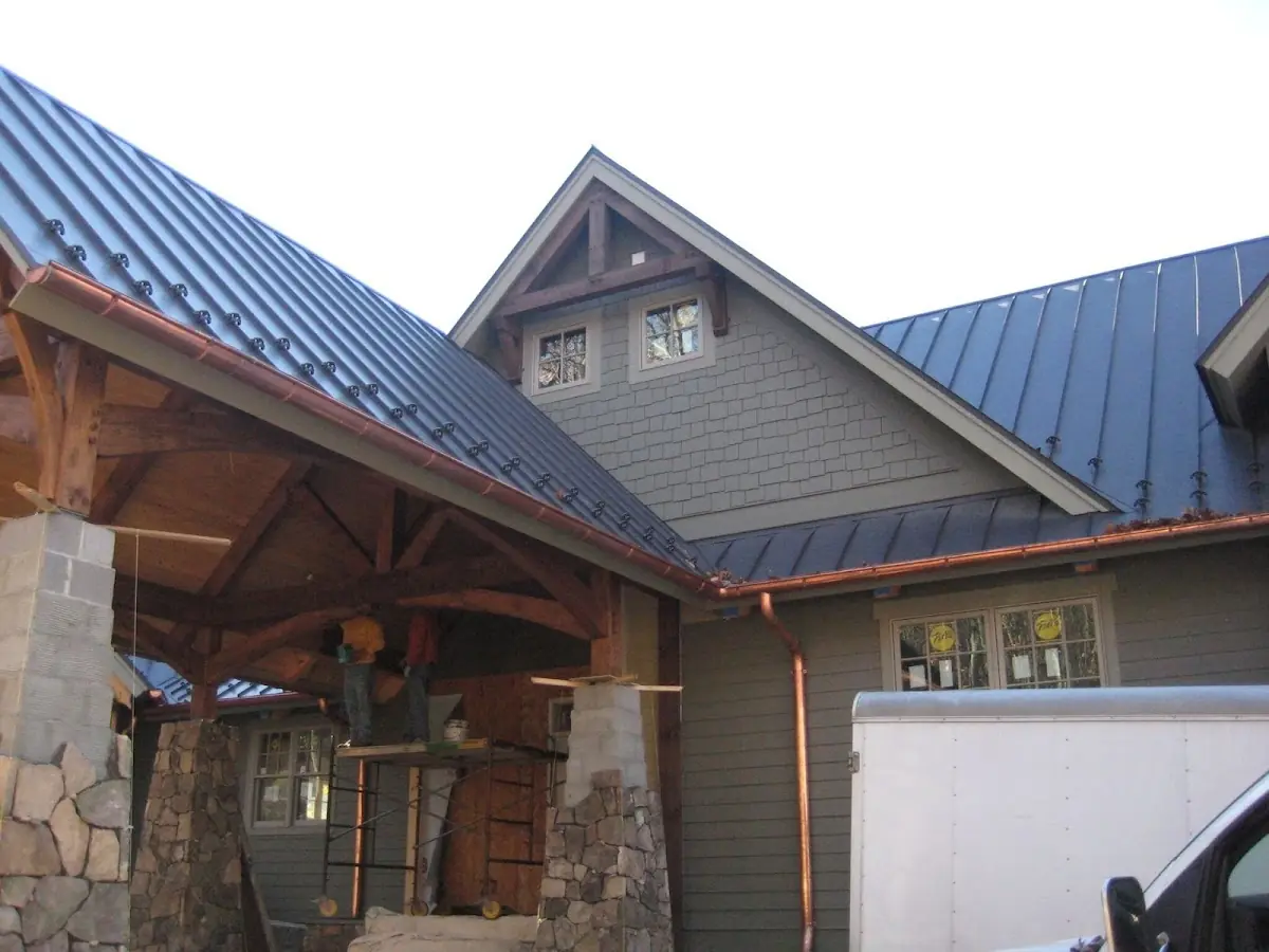 Craftsman Roofing team delivering quality roofing work in Fishertown